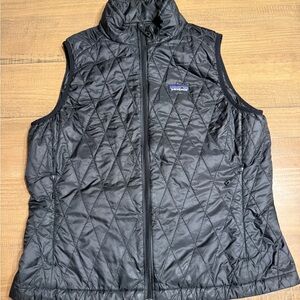 Women's Large Black Patagonia Quilted Vest